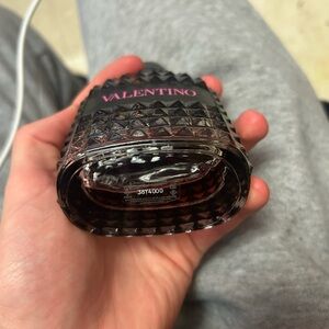 Valentino Born in Roma Instense
brand new just minor scrapes on the box.
75$